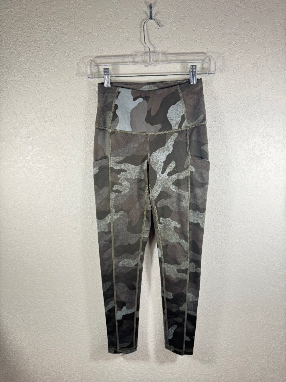 The North Face Motivation High Rise Pocket 7/8 Tight Womens S Grey Camo Leggings